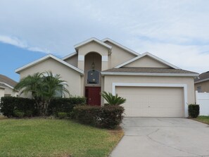 Exterior detail - Davenport Area Pool Homes by Sunny OVH (Davenport)