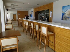 Bar (on property) - Hotel Seth Playa Azul (Alayor)