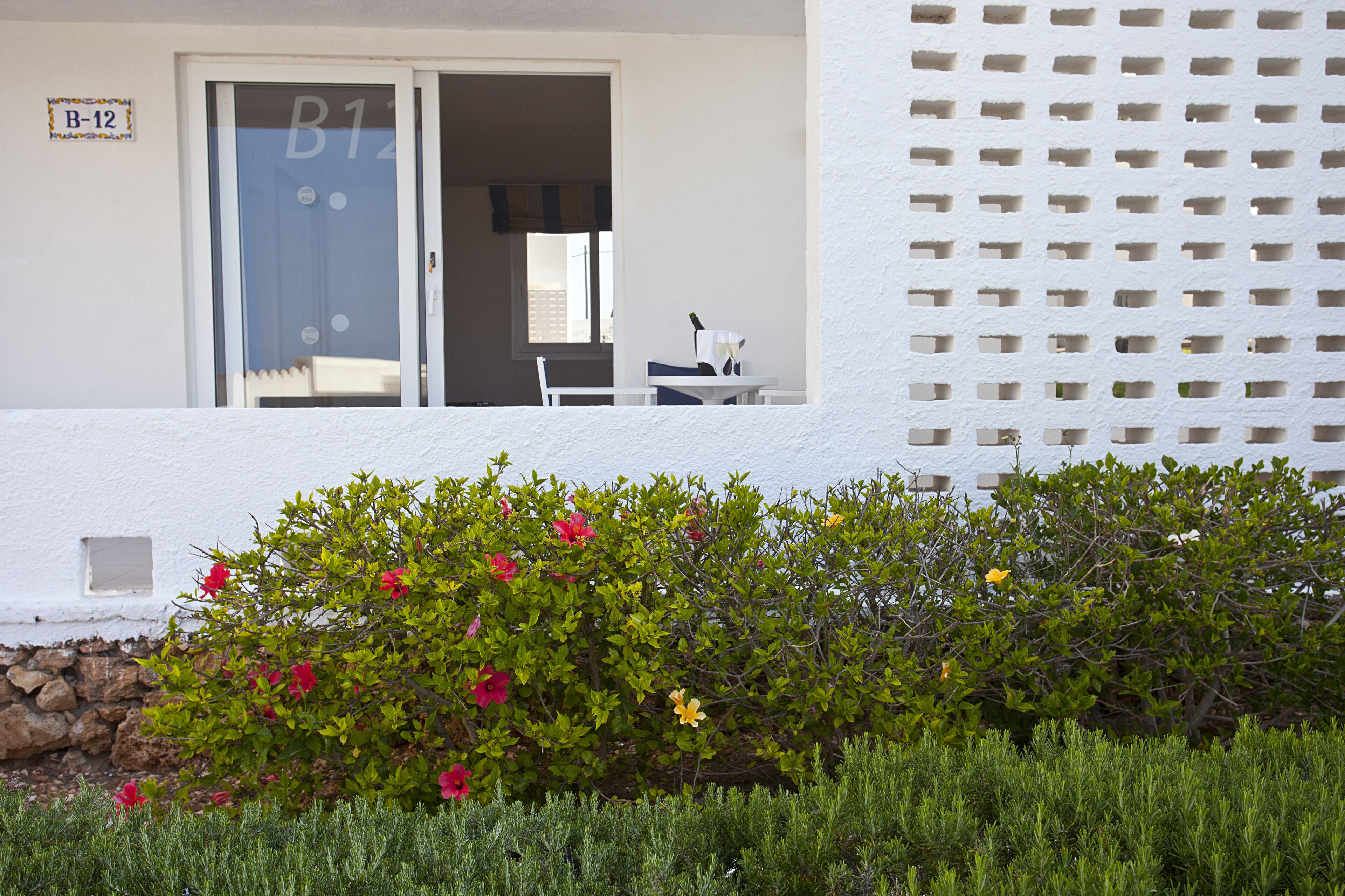 bungalow | garden view