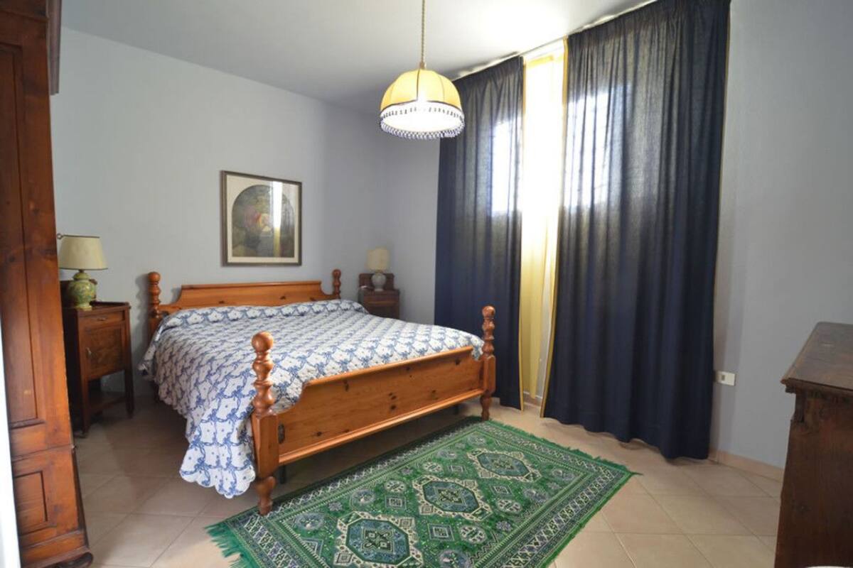 1 bedroom, premium bedding, individually decorated