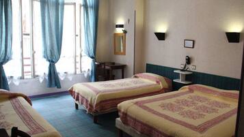 Triple Room | 1 bedroom, individually decorated, individually furnished, desk