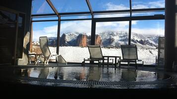 Turkish bath, body treatments, facials, massages