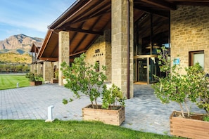 Exterior - Spa Aguas de los Mallos (Murillo de Gallego)