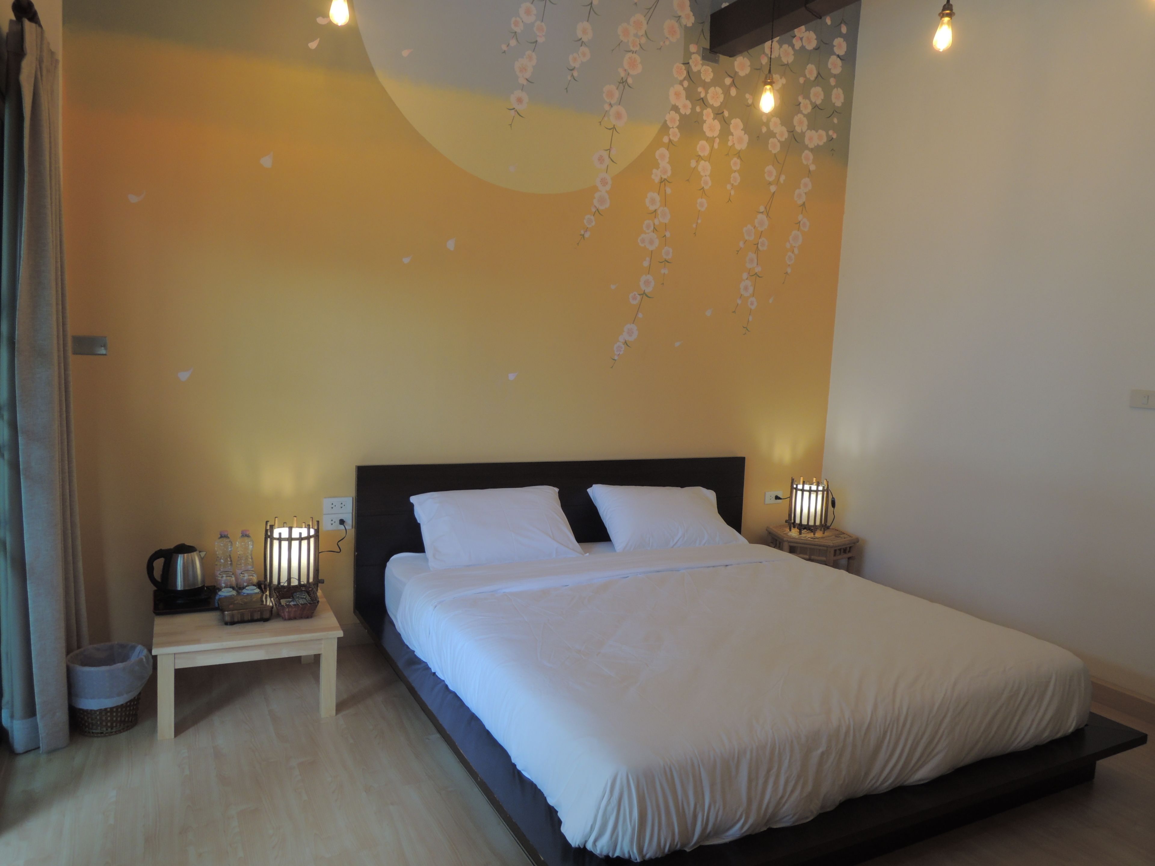 Deluxe kamer | Een minibar, een kluis op de kamer, extra bedden (toeslag), gratis wifi