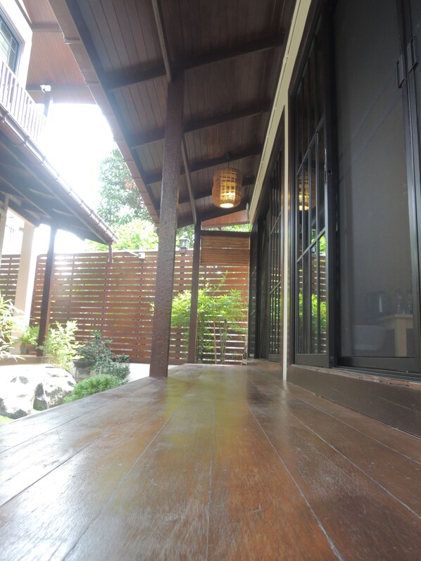 Deluxe Room | Terrace/patio - Aiims Tales Canal Boutique House (Bangkok)