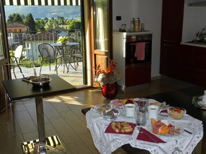 Tägliches inbegriffenes Frühstücksbuffet
