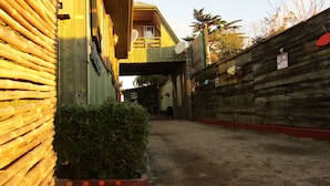 Courtyard - Cabañas Lilafken (Pichilemu)