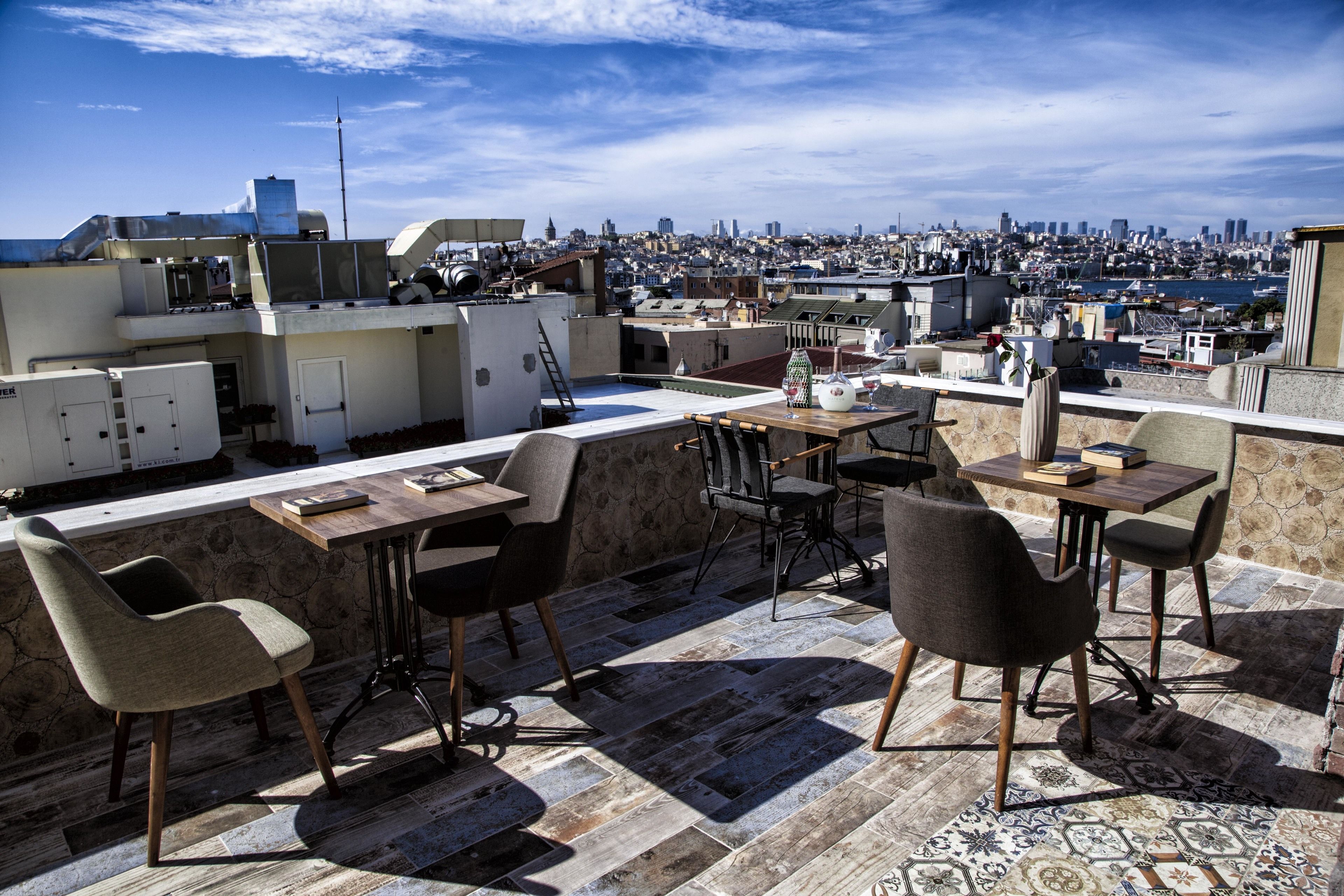 Daily buffet breakfast (EUR 10 per person)