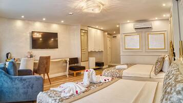 1 bedroom, Egyptian cotton sheets, premium bedding, minibar