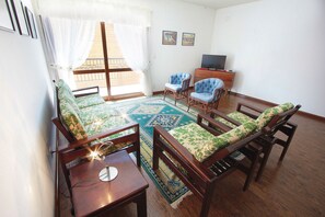 Apartamento | Sala de estar | TV