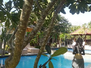 Utomhuspool