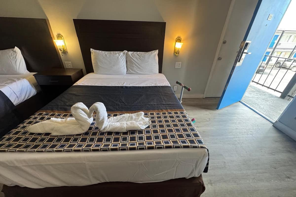 Soundproofing, iron/ironing board, free WiFi, bed sheets