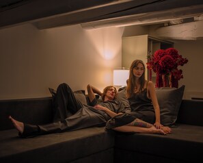 Junior Studio Suite | Premium bedding, down comforters, minibar, in-room safe - Palazzo Franceschini (Cascia)