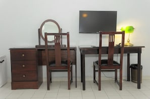 Classic Studio | Living area | TV
