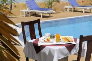 Food and drink - Residence Eburnea (Abidjan)