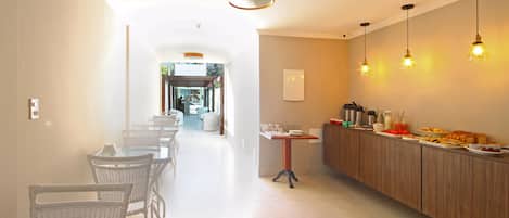 Petit déjeuner buffet compris tous les jours