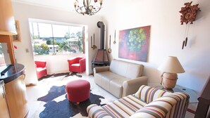 Unclassified image, 5 of 9, button - My Home - Central São Pedro (Gramado)