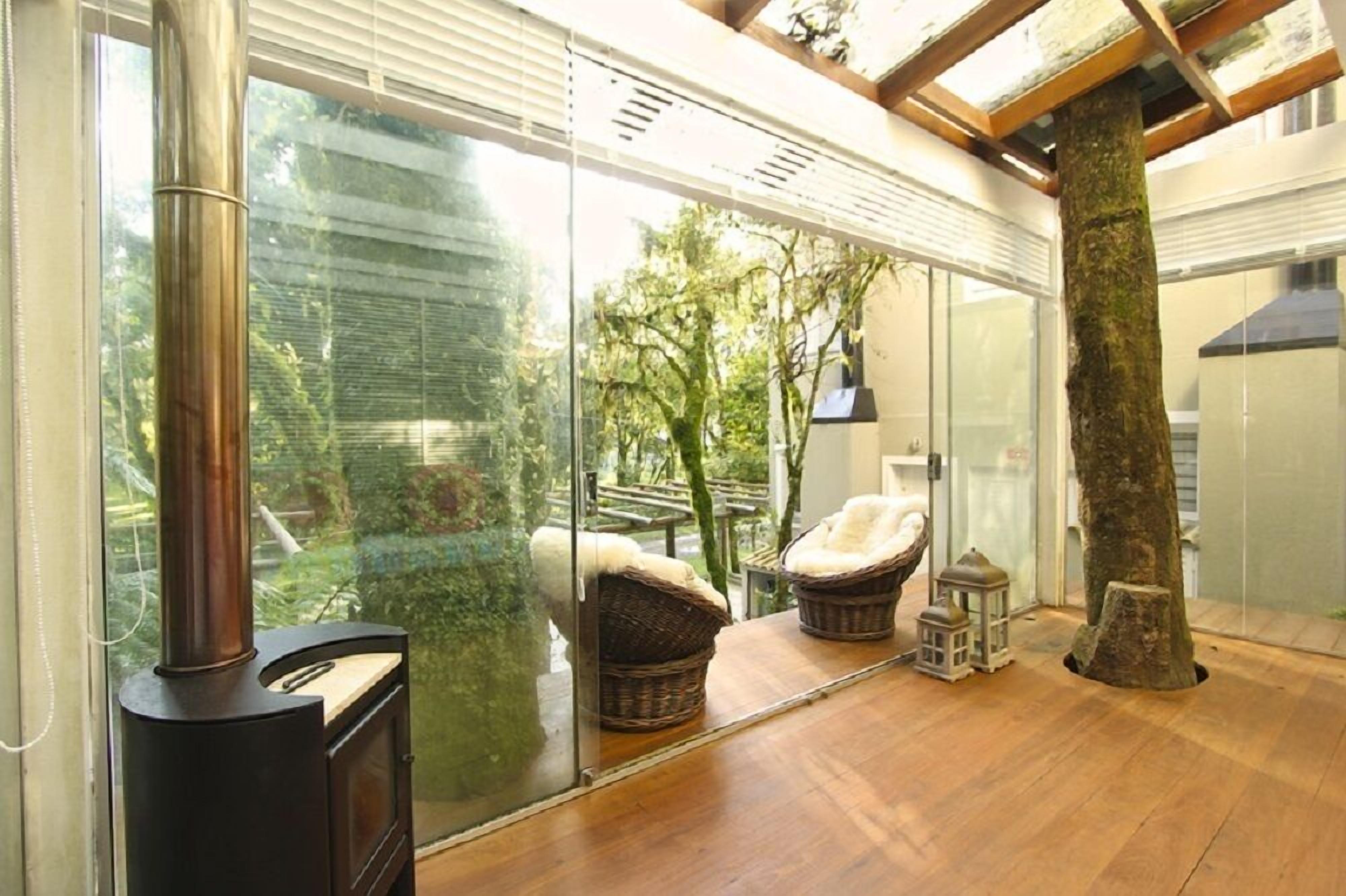 Apartment, 3 Bedrooms | Living area