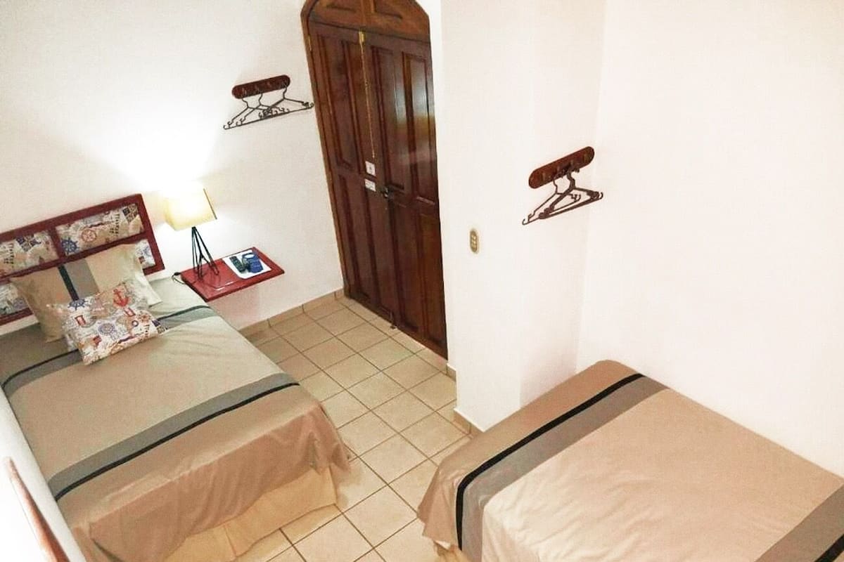 Maquilishuat | Soundproofing, free WiFi, bed sheets, wheelchair access