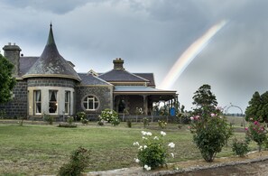 Garden - Coragulac House Cottages (Coragulac)