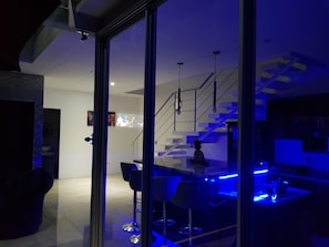 Interior entrance - The Glass House Arenal Rentals (Peñas Blancas)