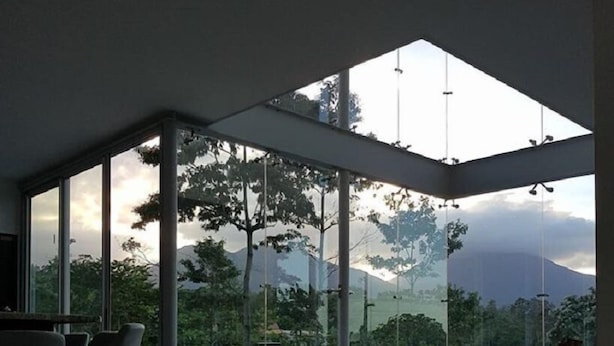 Living area - The Glass House Arenal Rentals (Peñas Blancas)