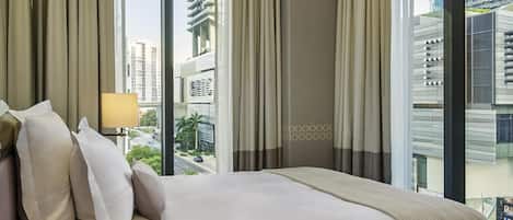 Ropa de cama de alta calidad y minibar