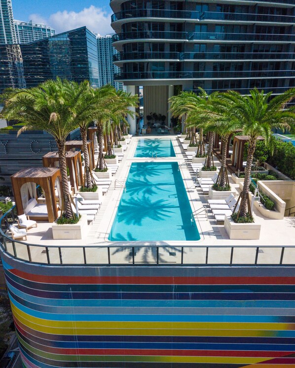 Outdoor pool, cabanas (surcharge), pool umbrellas