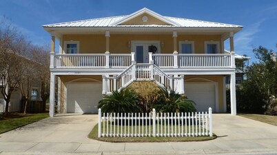 Orange Beach Waterfront