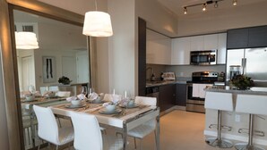 Apartment, 2 Bedrooms, 2 Bathrooms (4/1) | In-room dining - Luxury! By the beach, Cruise Port and Las Olas-2Bed 2Bath (Fort Lauderdale)