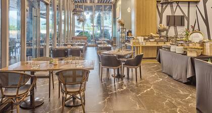 Summit Hotel Tacloban