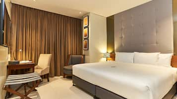 Sangyaw Suite | In-room safe, laptop workspace, blackout curtains, soundproofing