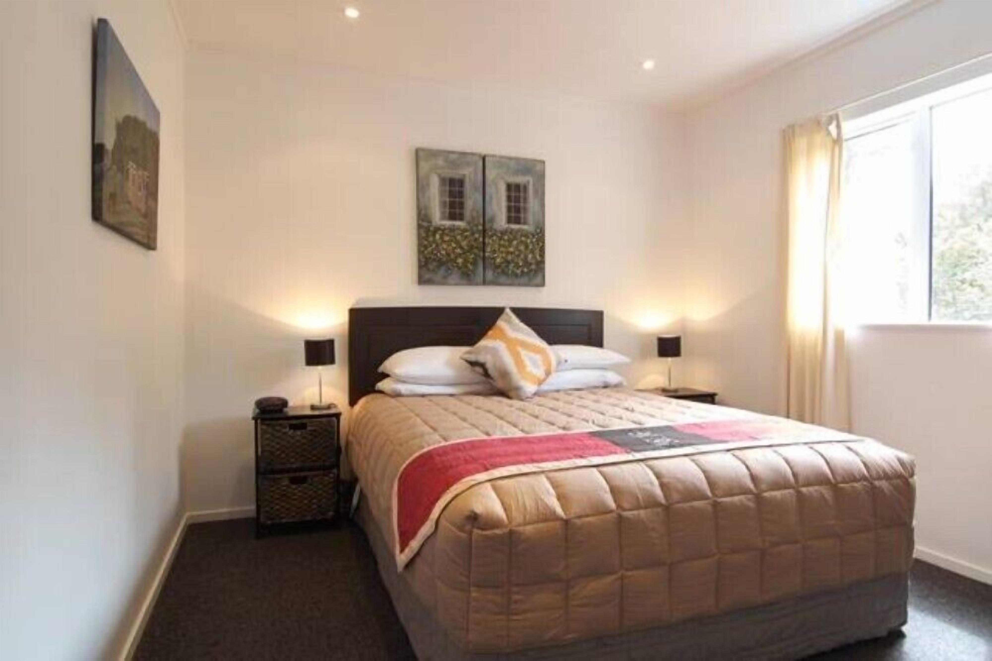 Romantic Villa, 3 Bedrooms, Garden View | 3 bedrooms, in-room safe, desk, iron/ironing board