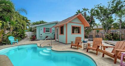 GREAT COTTAGE w/Heated Pool, Dog- See Note - Allowed, FREE WiFi/Trolley, Steps to Beach, Dining...