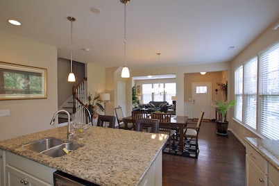 3 Spacious Bedroom-Executive Town House, <br>Brand-New Construction, Duke RTP
