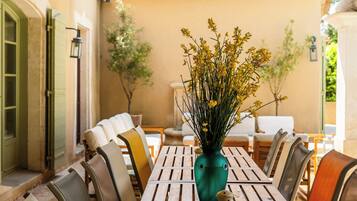 Restauration extérieure