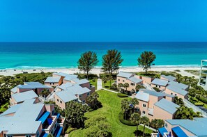 On the beach - Unit #113 Sand Cay Beach Resort Pool View (Longboat Key)