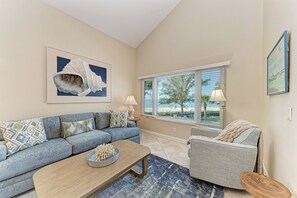 TV, DVD player, video library - Unit #316 Sand Cay Beach Resort Gulf Front (Longboat Key)