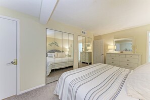 2 soverom, strykejern/-brett, wi-fi og sengetøy