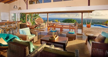 Eagle's Base Villa & Cottage