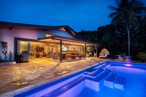 Panoramic Villa, 6 Bedrooms, Ocean View | Living area | Flat-screen TV, DVD player - Eagle's Base Villa & Cottage (Scarborough)