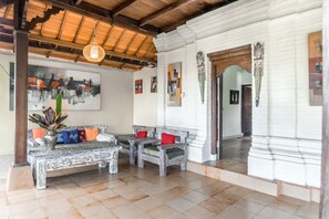 Bungalow familiar | Decoración individual, mobiliario individual, escritorio