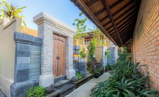 Fachada de la propiedad