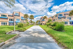 Property grounds - Unit #107 Sand Cay Beach Resort Pool and Garden View (Longboat Key)