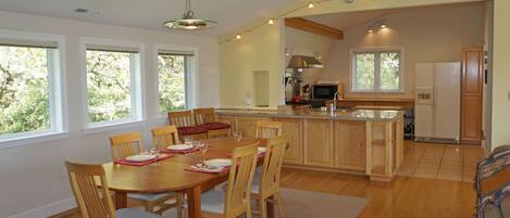 تناول الطعام