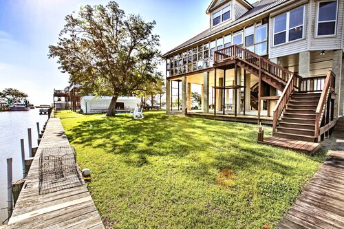 Private Dock w/ Lift: Waterfront New Orleans Home!