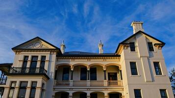 บริเวณภายนอก