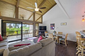 Smart TV, libros y videoteca 