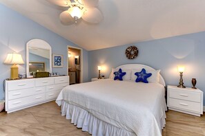 2 makuuhuonetta, silitysrauta/-lauta, Wi-Fi, vuodevaatteet