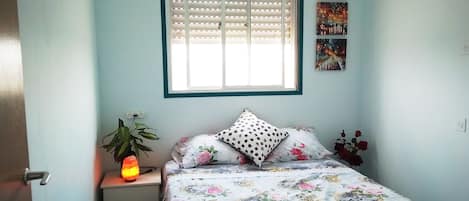 2 bedrooms, Internet, bed sheets